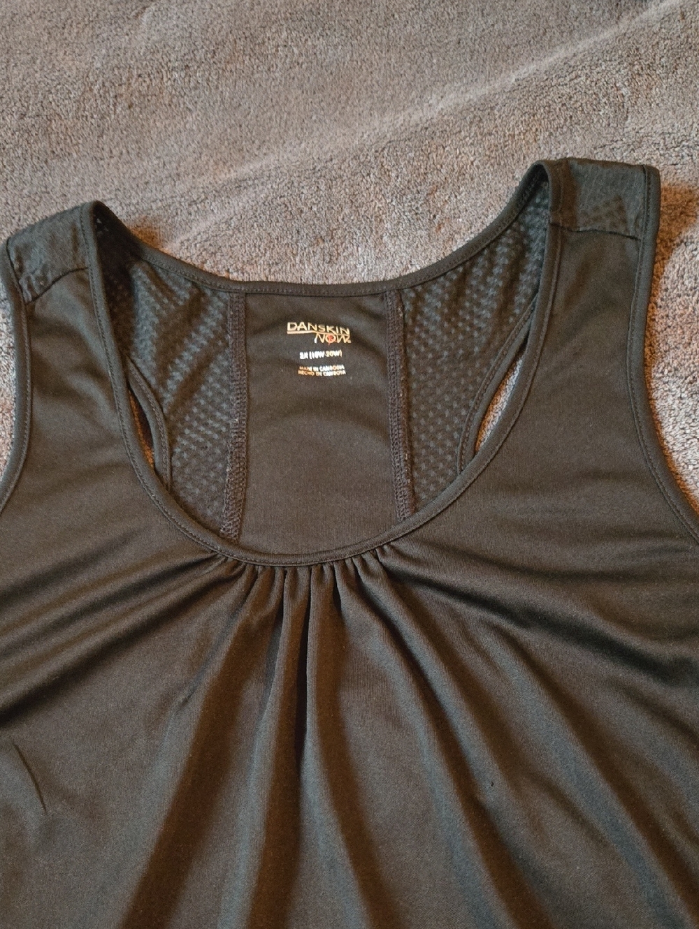 Danskin Now Black Scoop Neck Gathered Tank